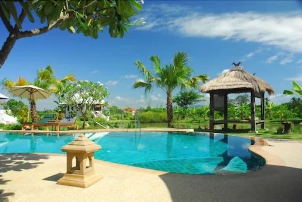 Baan Chai Thung Resort Doi Saket Esterno foto